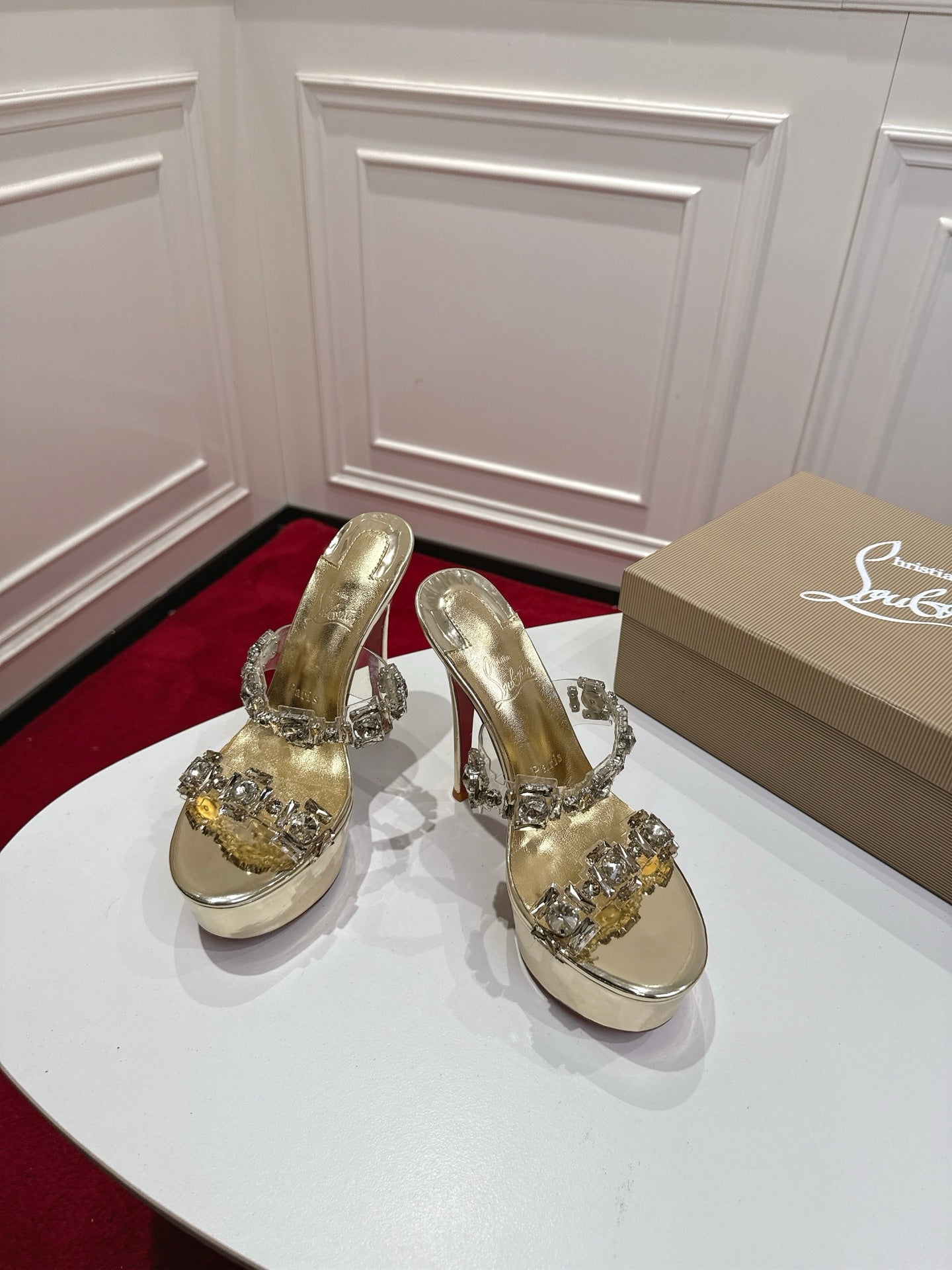Christian Louboutin Just Jewel