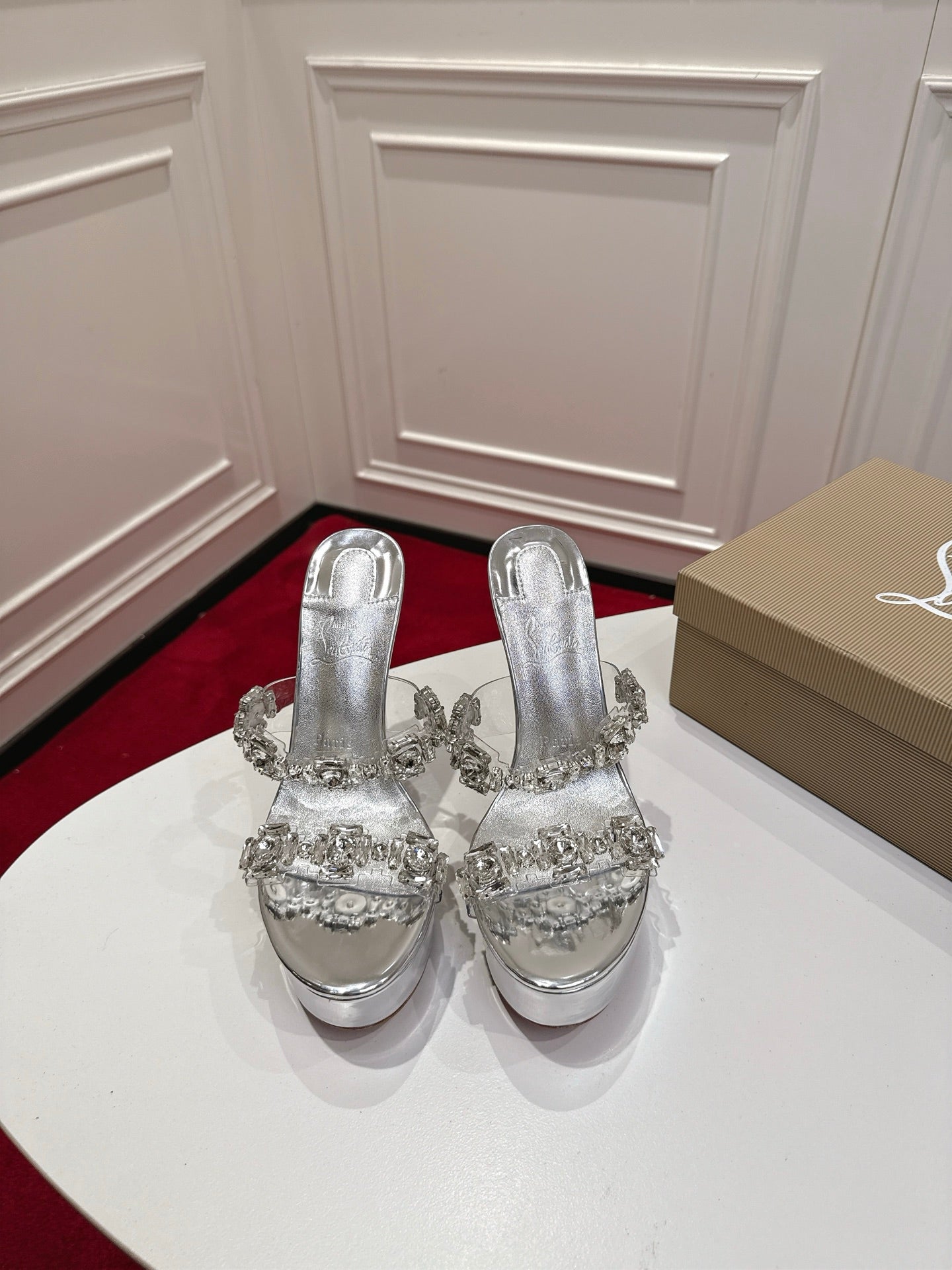 Christian Louboutin Just Jewel