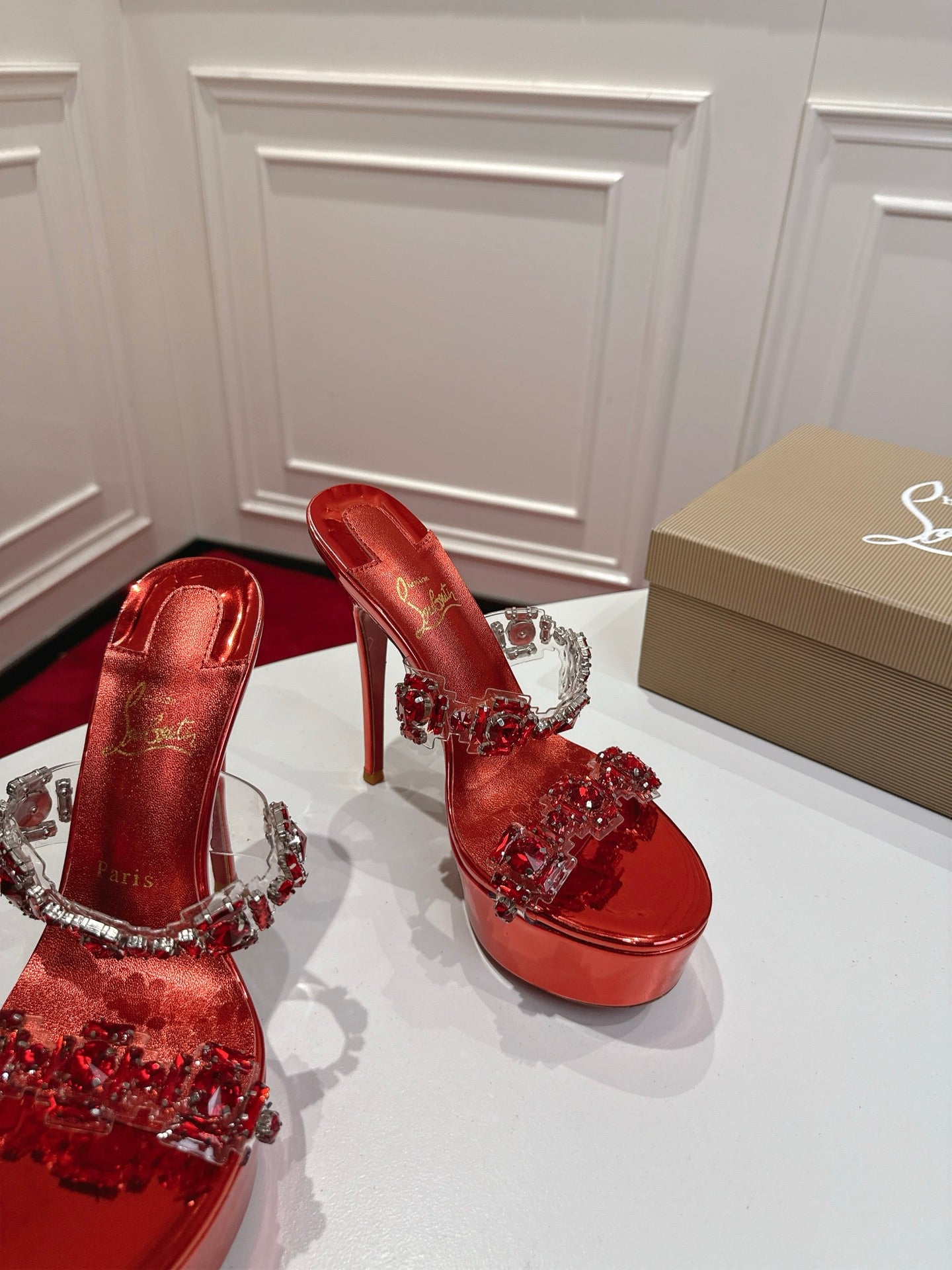 Christian Louboutin Just Jewel