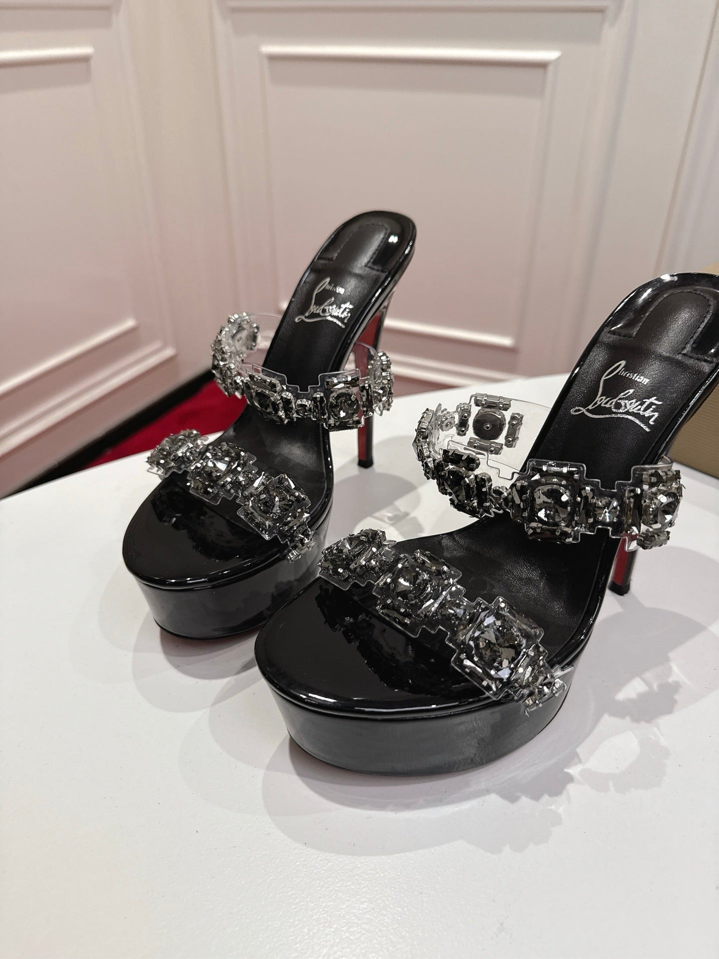Christian Louboutin Just Jewel