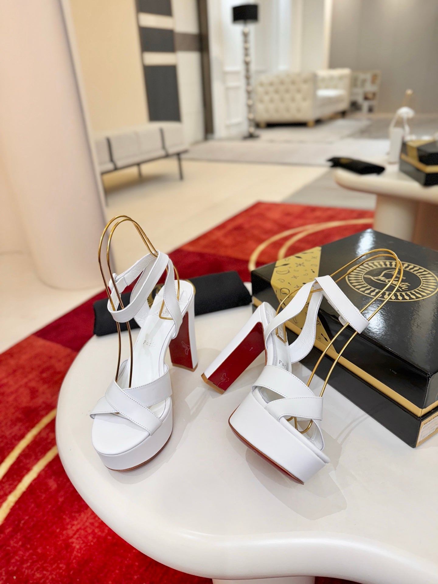 Christian Louboutin Sandaloo